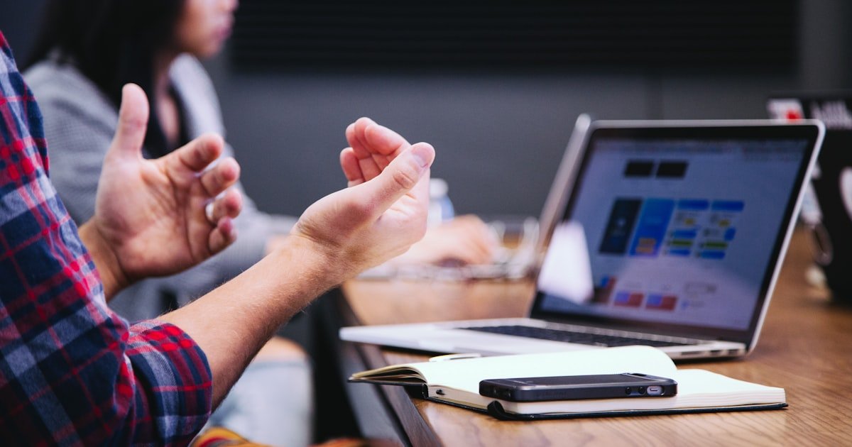 How to Select a Loan WordPress Theme